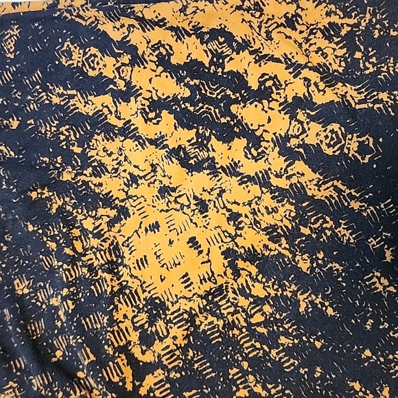 LuLaRoe Leggings Two Pair Tall & Curvy - Picture 2 of 6